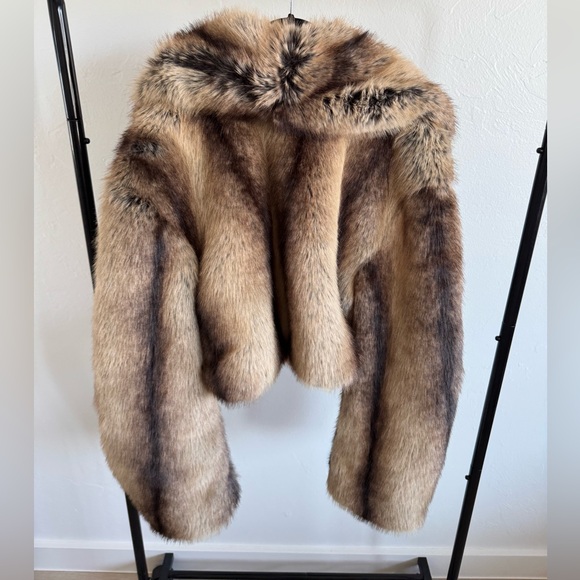 AFRM Stephanie Jacket in Taupe - Picture 4 of 5